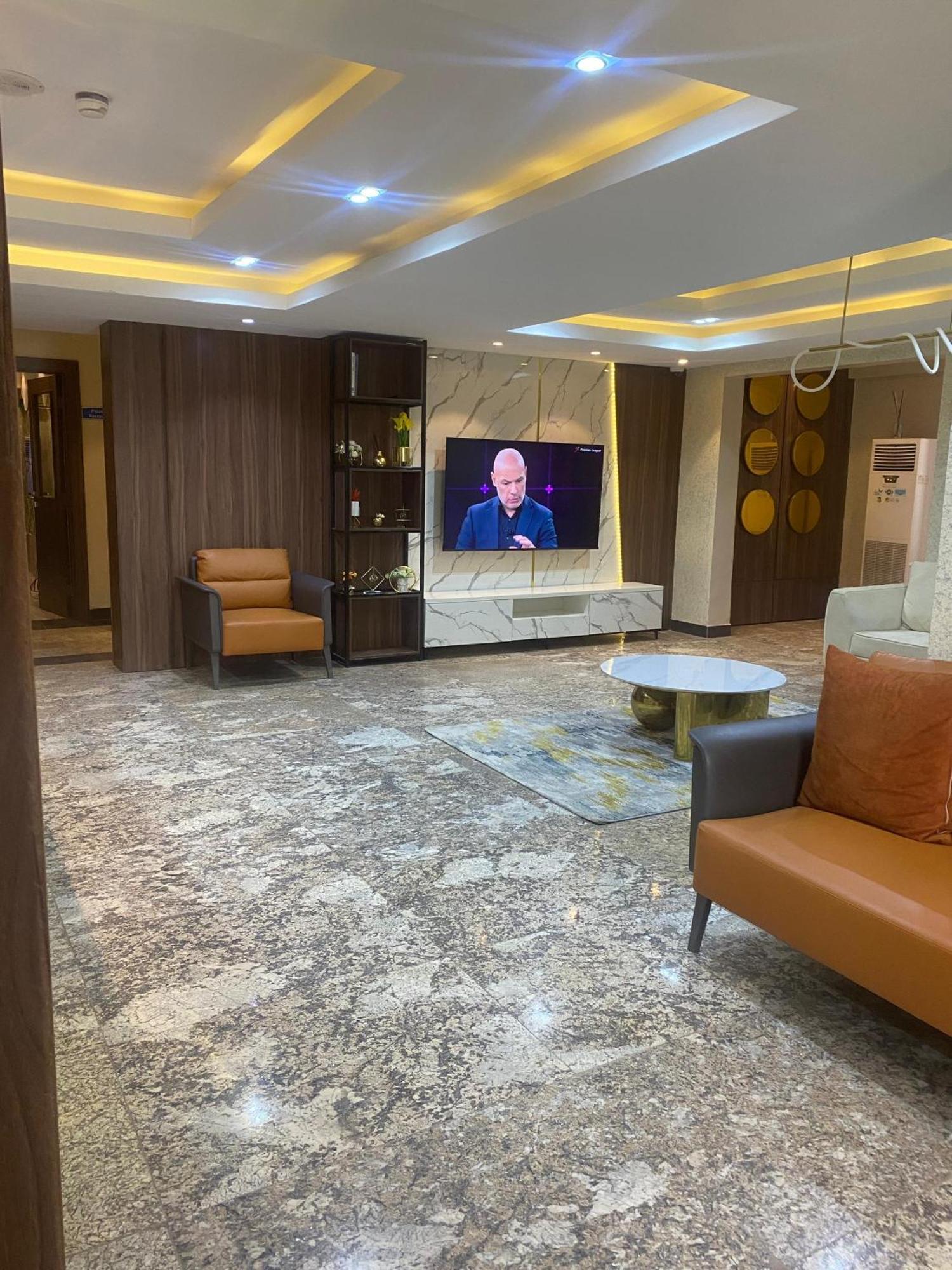 Shomolu Blue Orange Hotel And Towers מראה חיצוני תמונה