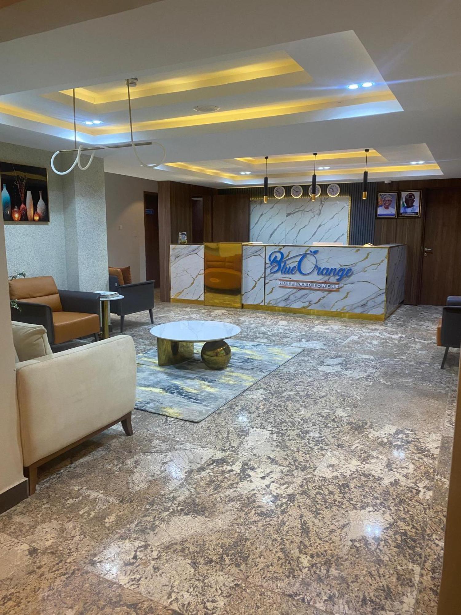 Shomolu Blue Orange Hotel And Towers מראה חיצוני תמונה