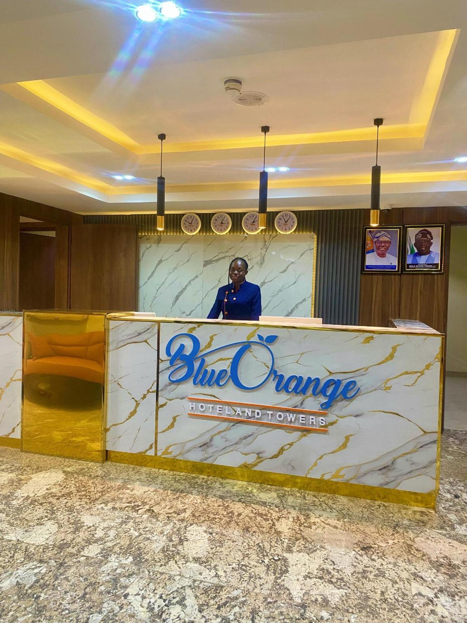 Shomolu Blue Orange Hotel And Towers מראה חיצוני תמונה